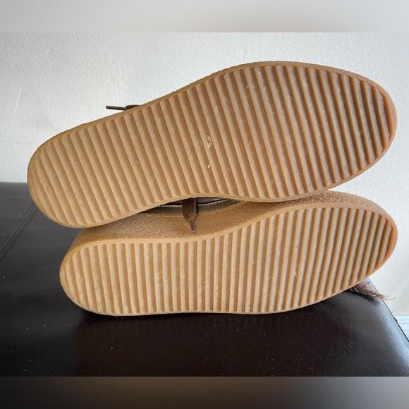 Aquatalia Gabriella Suede Platform High-Top Sneakers Taupe Men's 8 Italy Made - Picture 2 of 15